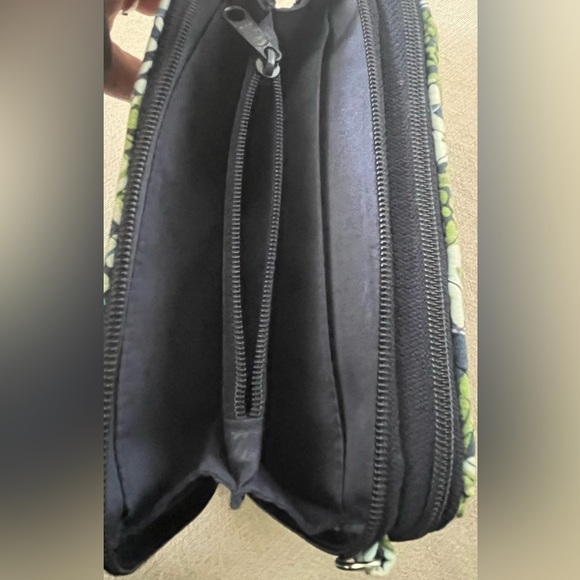 Vera Bradley quilted cloth wallet - Picture 9 of 10